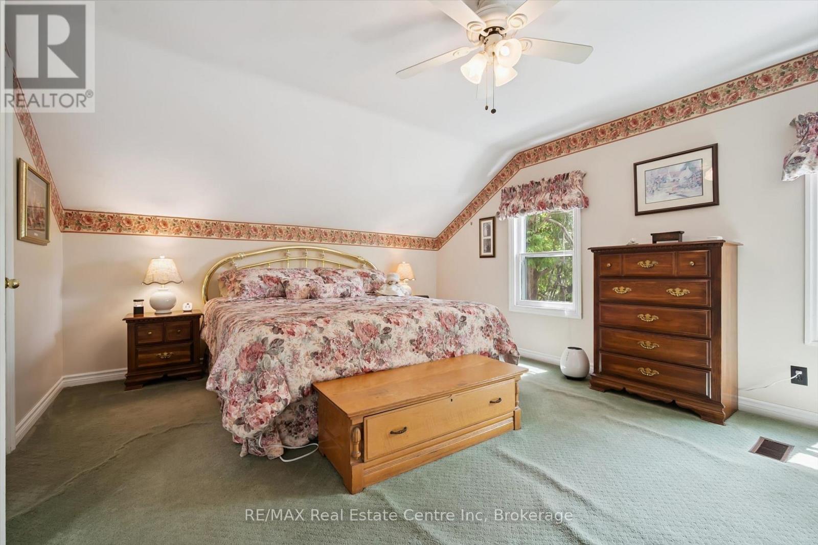 25 Badenoch Street Property Photo 22