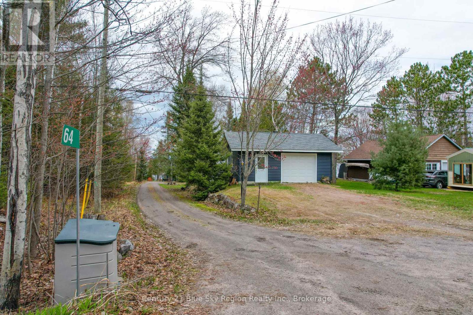 64 Ninovan Road E Property Photo 42