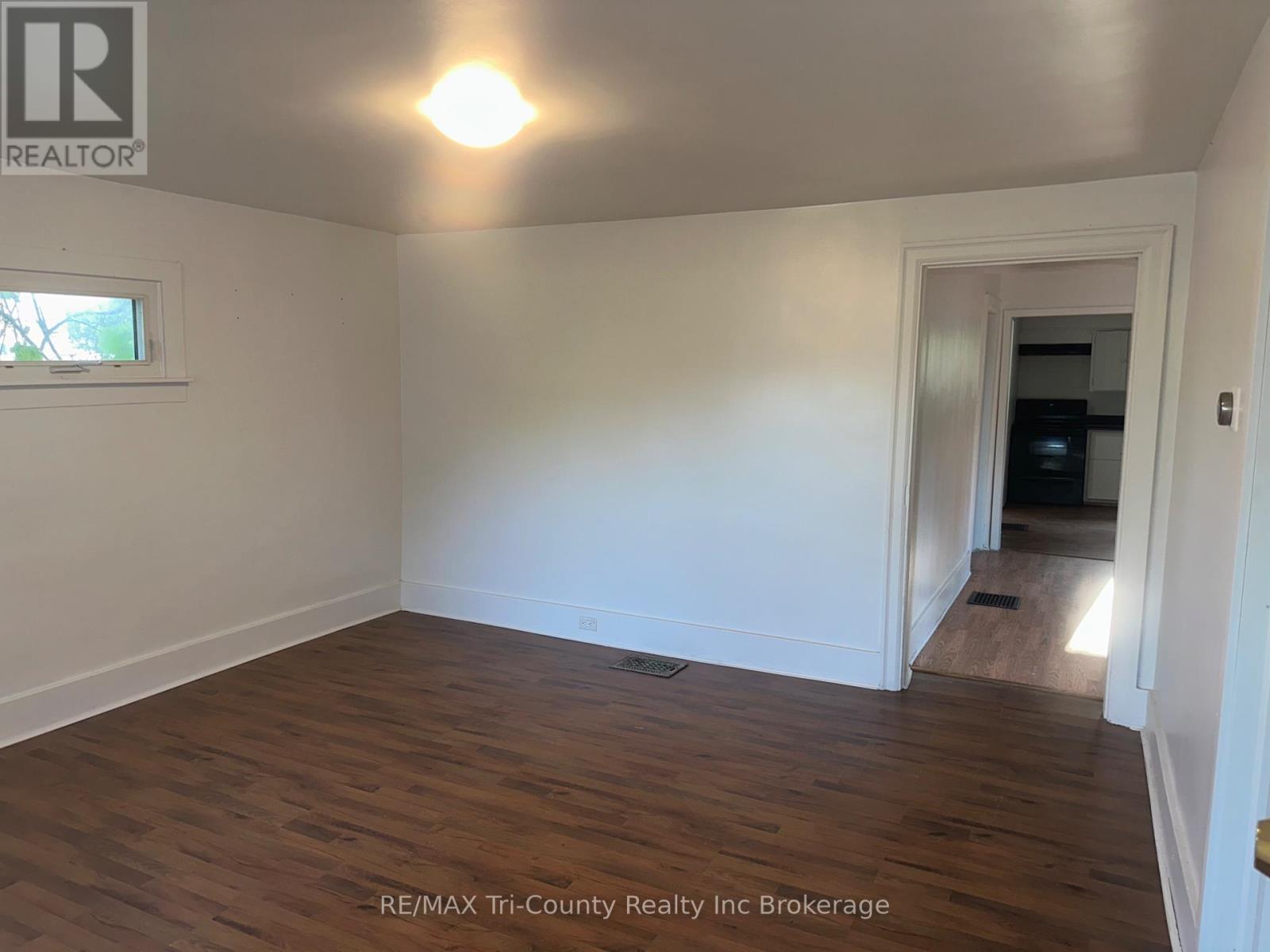 6 Pearl Street Property Photo 10