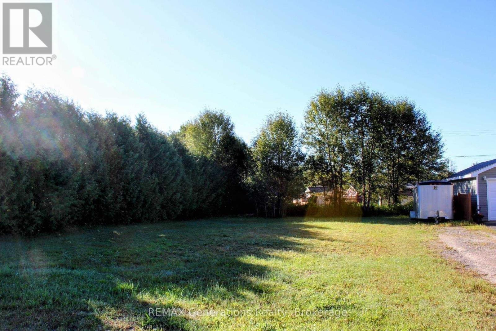 4 Sandpiper Avenue Property Photo 1