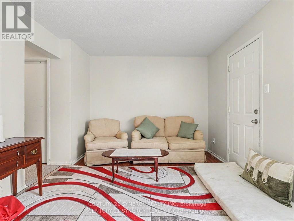 1239 Bowmount Street Property Photo 8