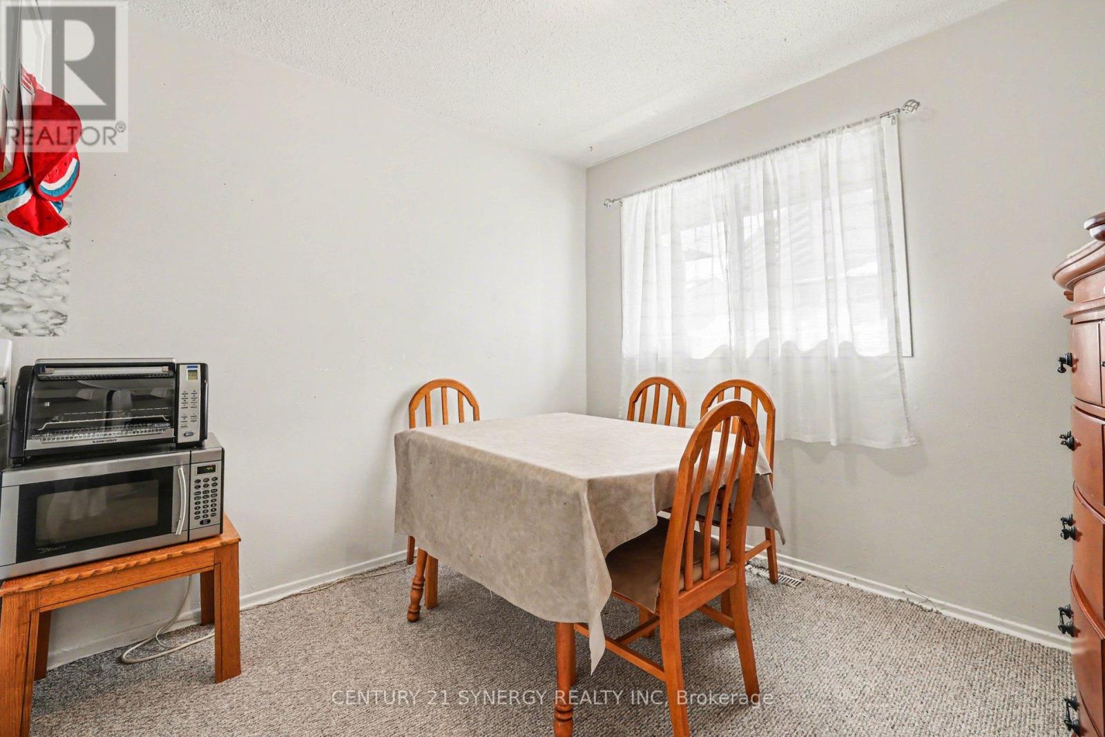 1239 Bowmount Street Property Photo 11
