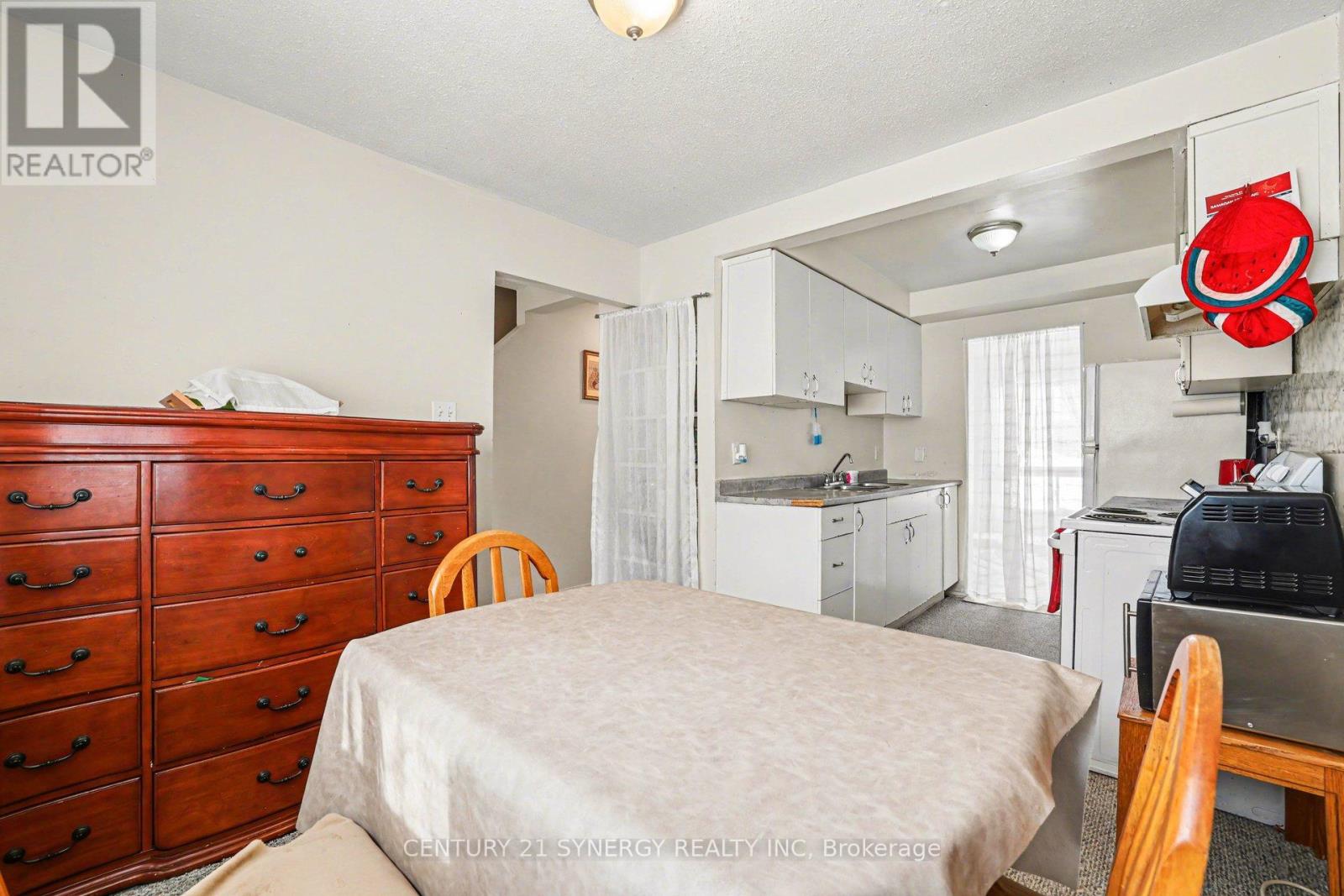 1239 Bowmount Street Property Photo 12