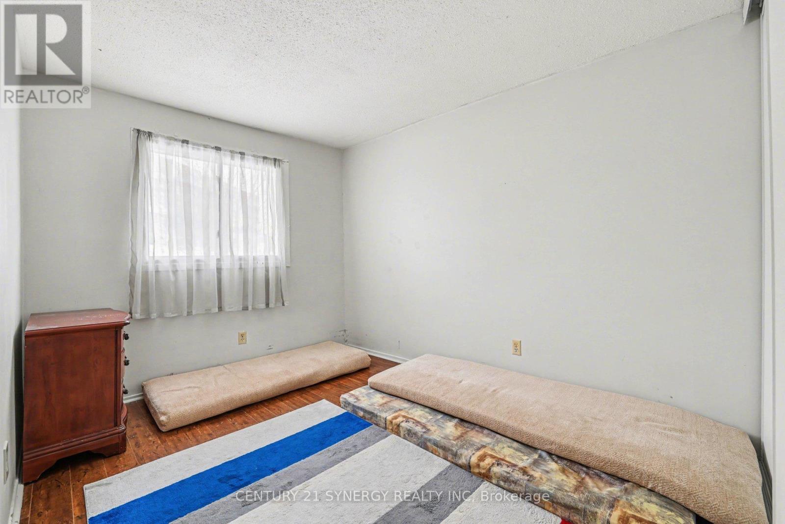 1239 Bowmount Street Property Photo 23