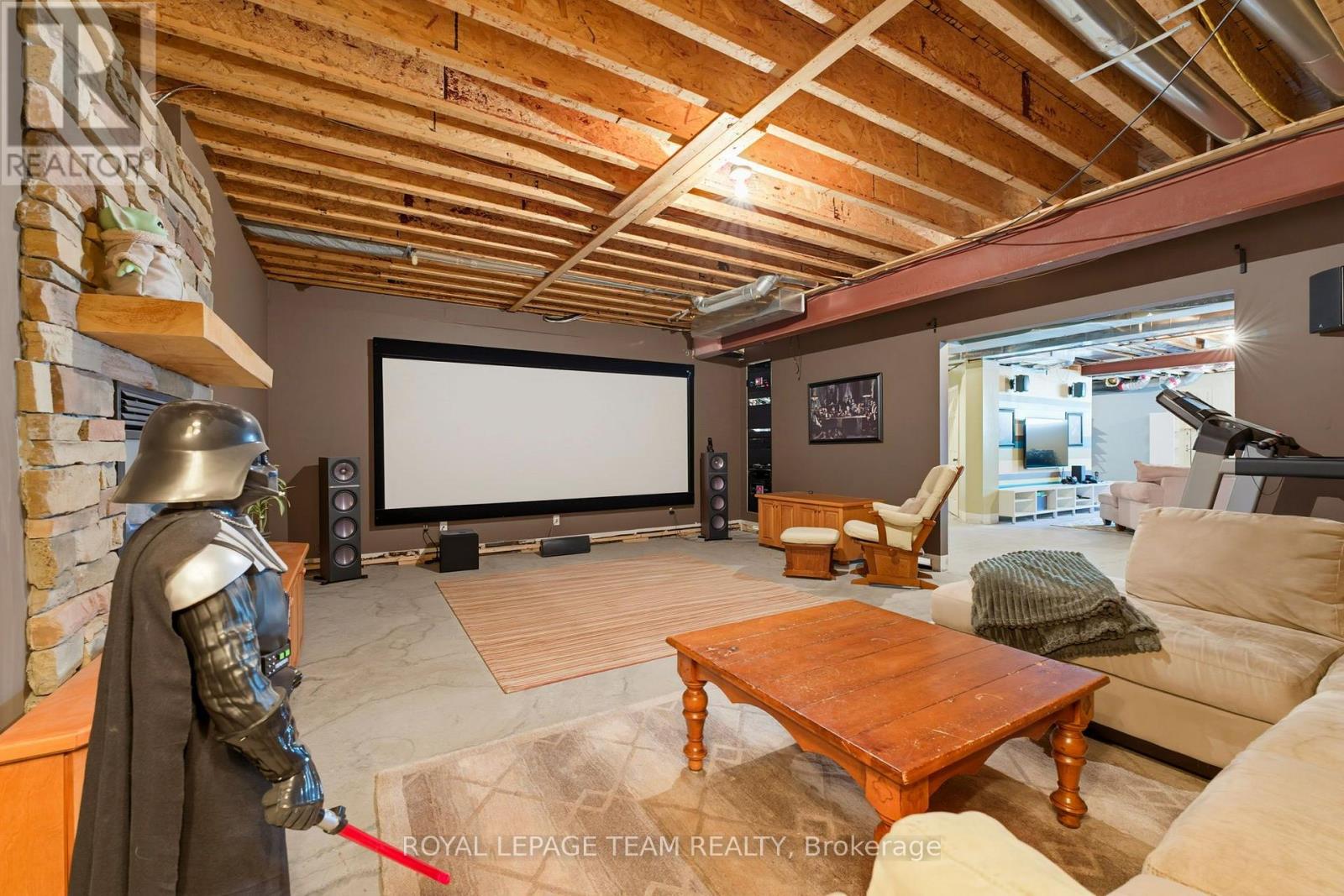 7 Tradewinds Drive Property Photo 38