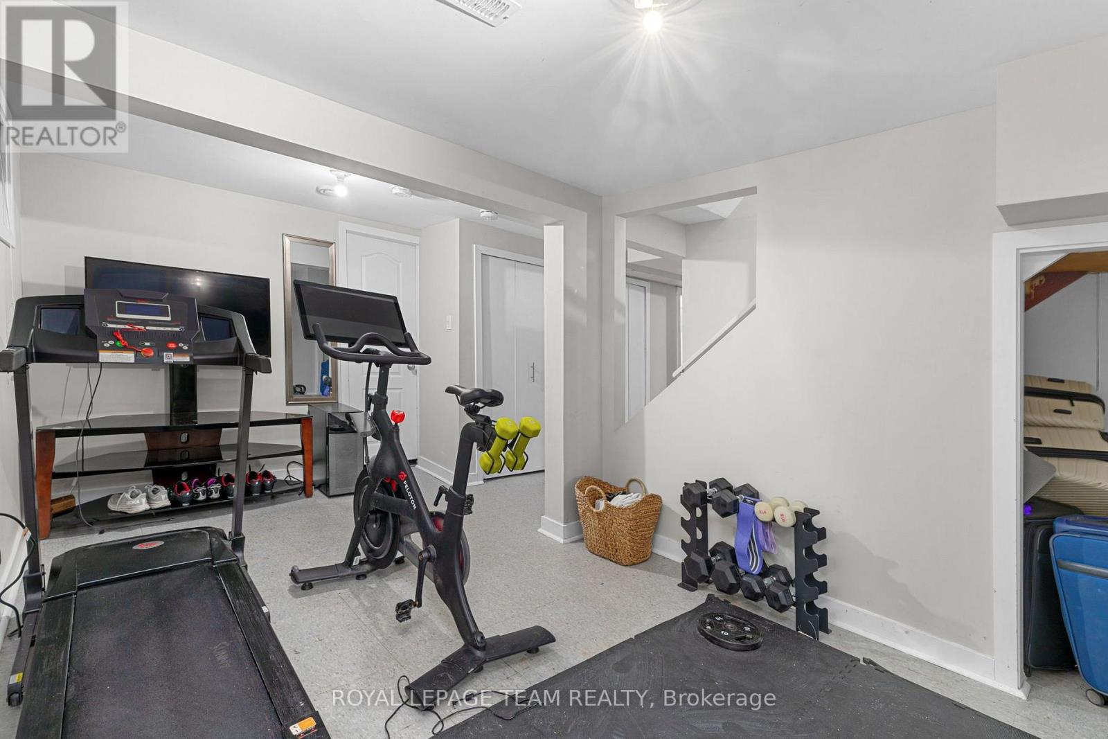433 Dawson Avenue Property Photo 28