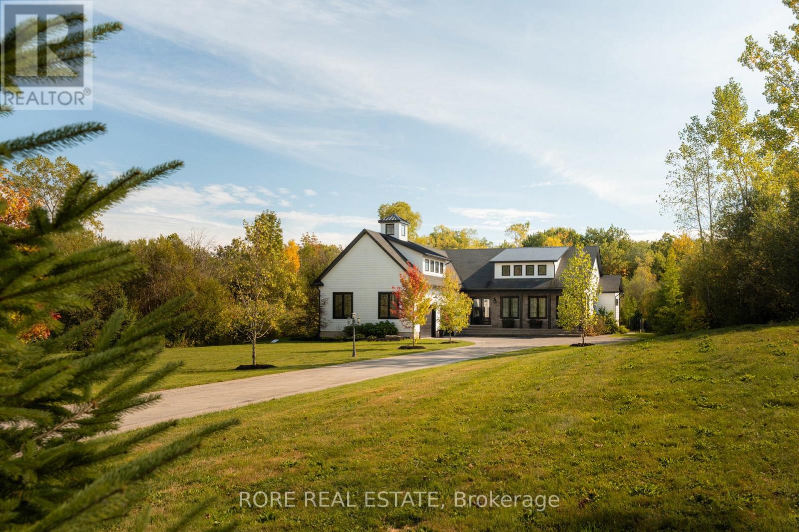 2439 Garrison Road Property Photo 11