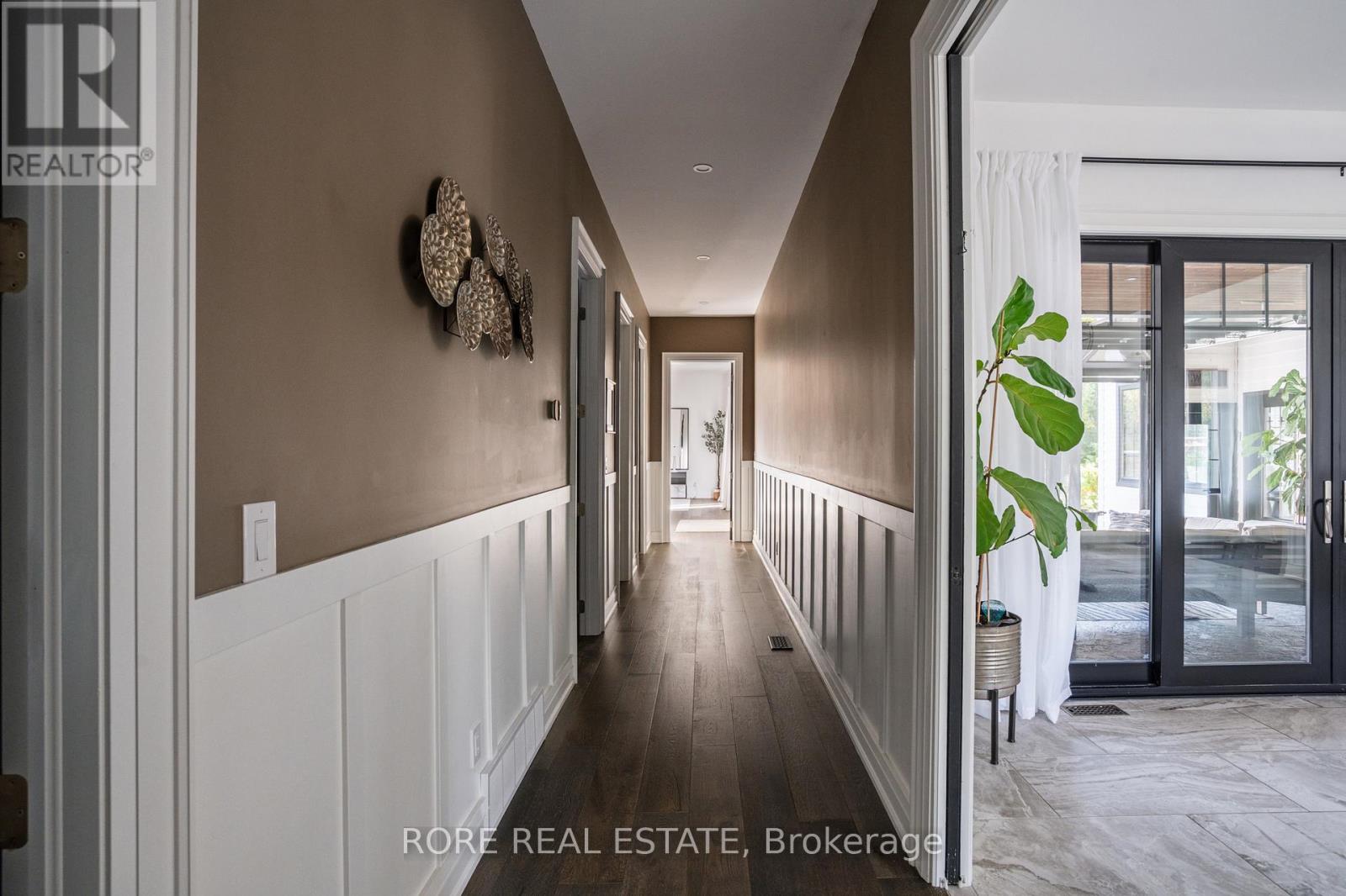 2439 Garrison Road Property Photo 16
