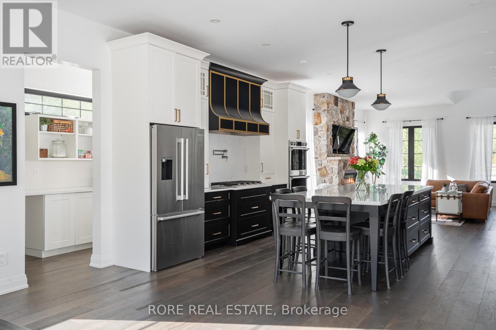 2439 Garrison Road Property Photo 23