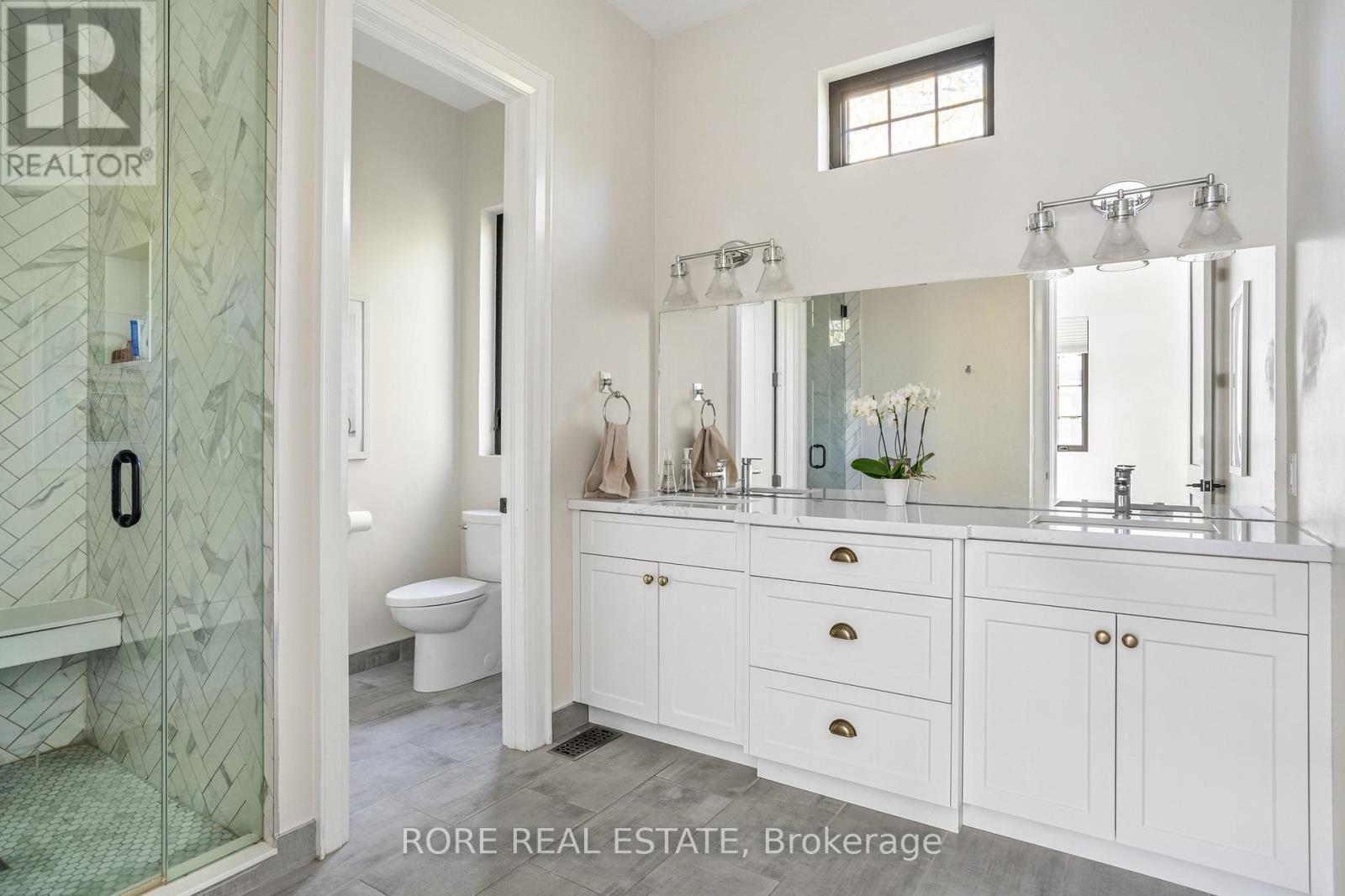 2439 Garrison Road Property Photo 32