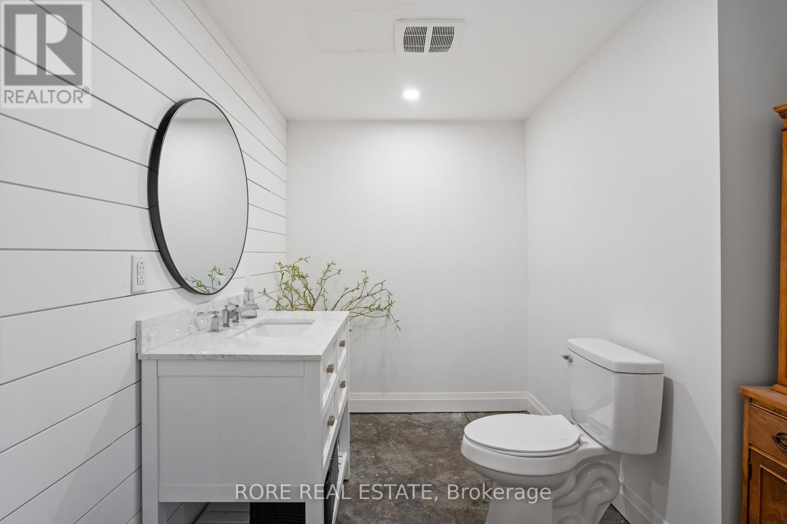 2439 Garrison Road Property Photo 40