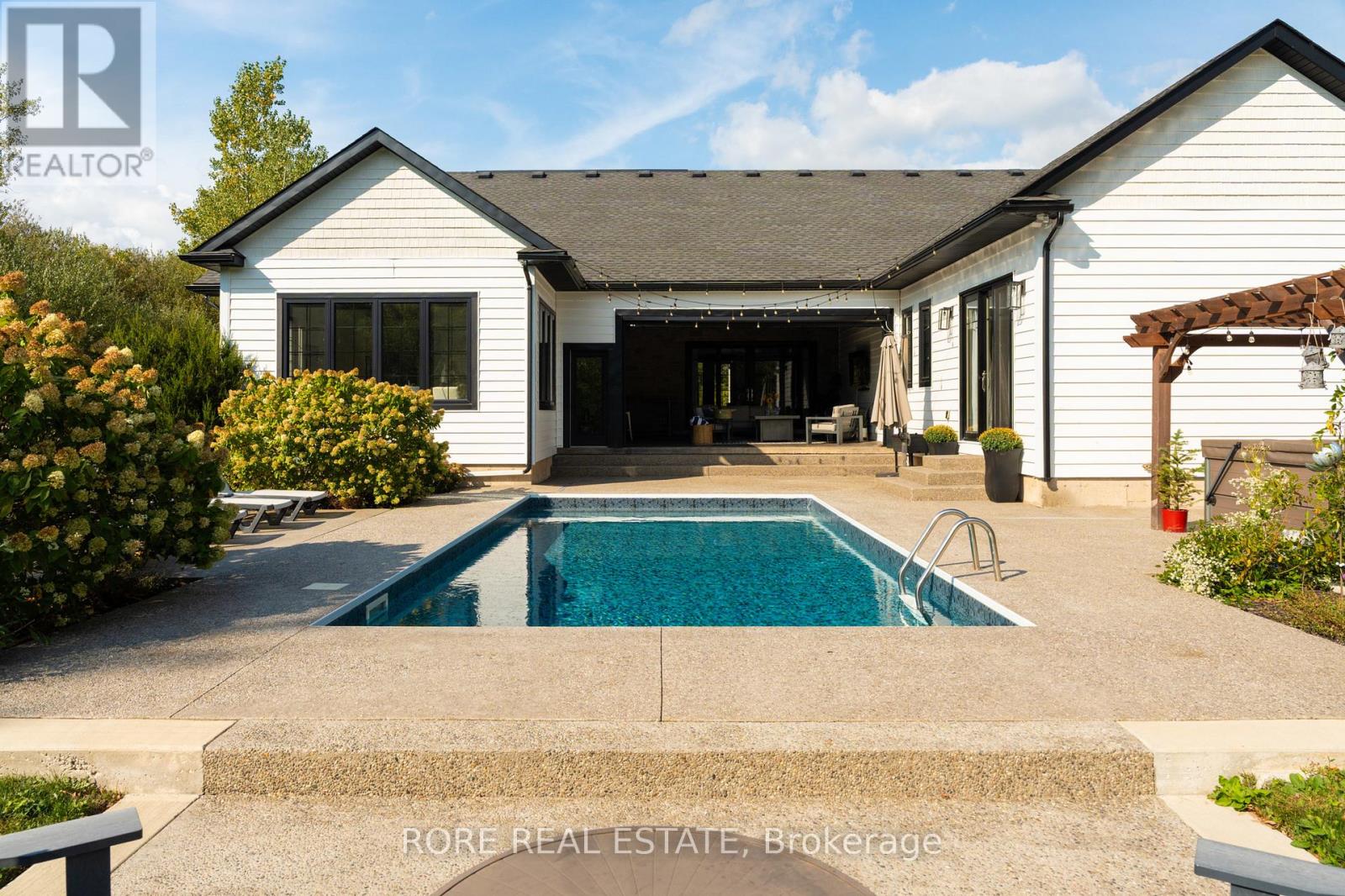 2439 Garrison Road Property Photo 42
