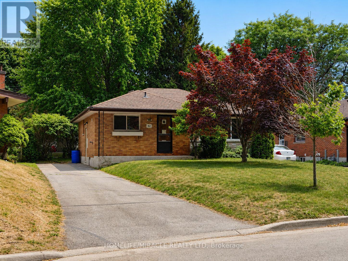 42 MARK STREET Property Photo 1