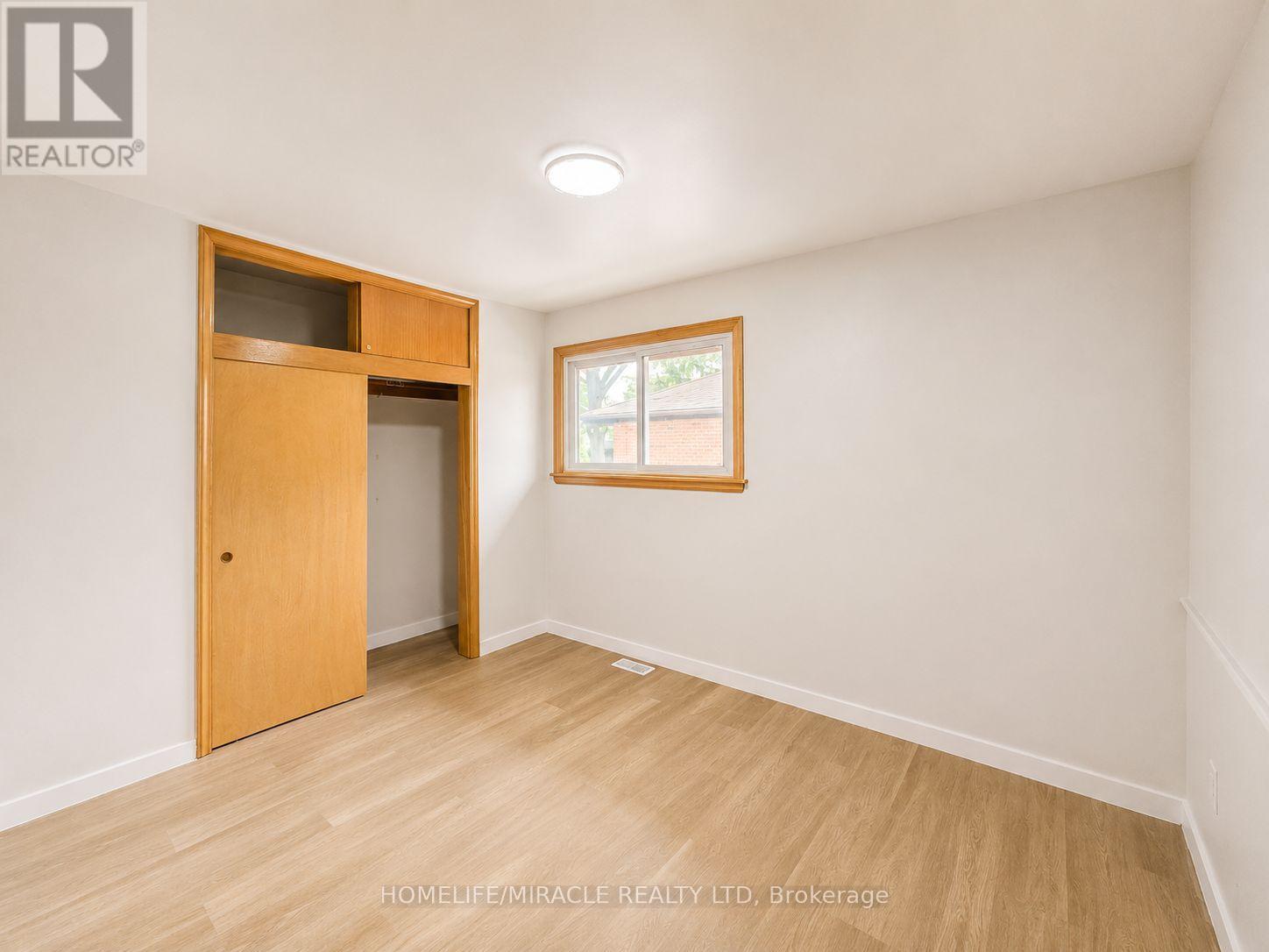42 Mark Street Property Photo 10