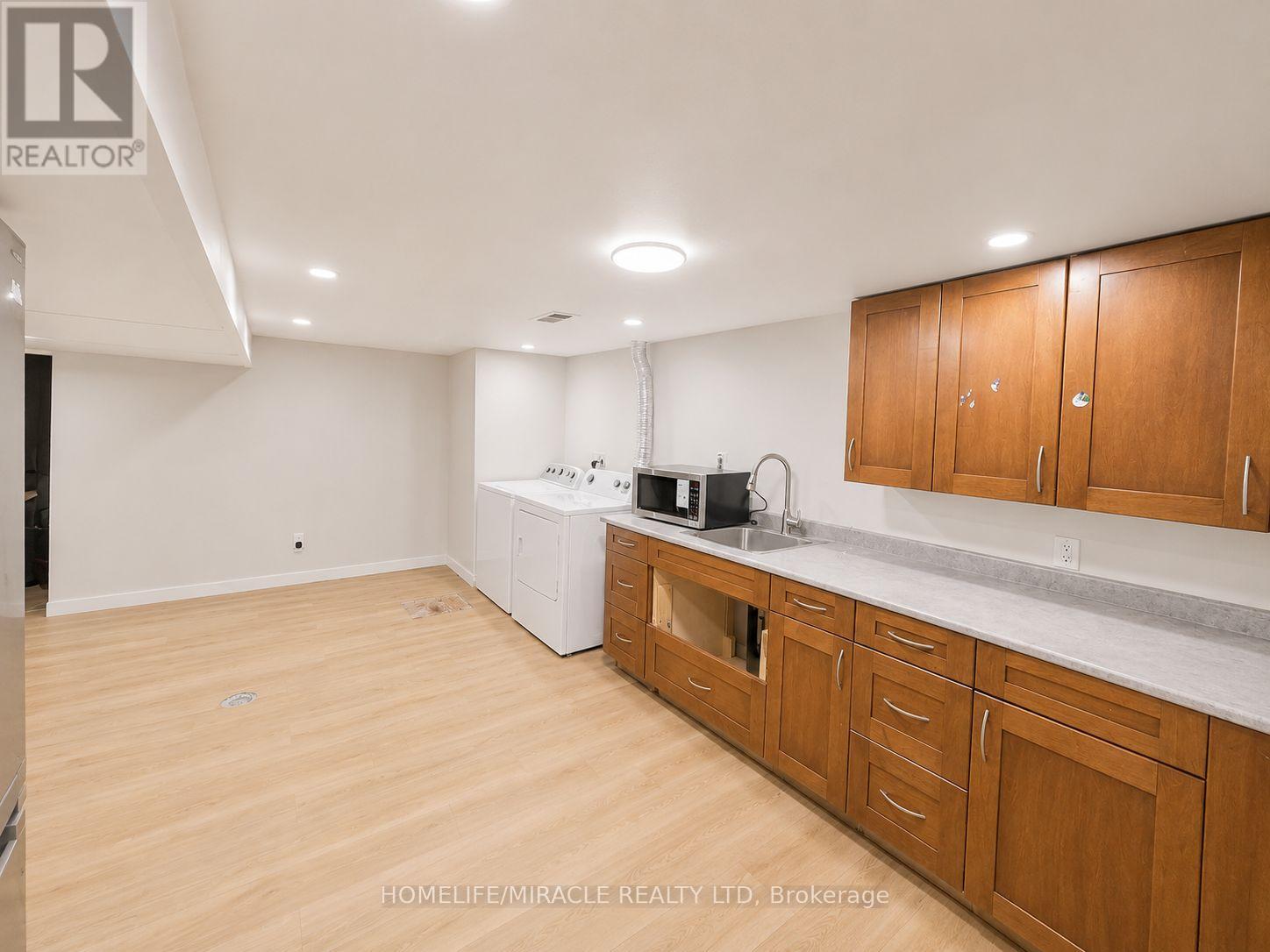 42 Mark Street Property Photo 11