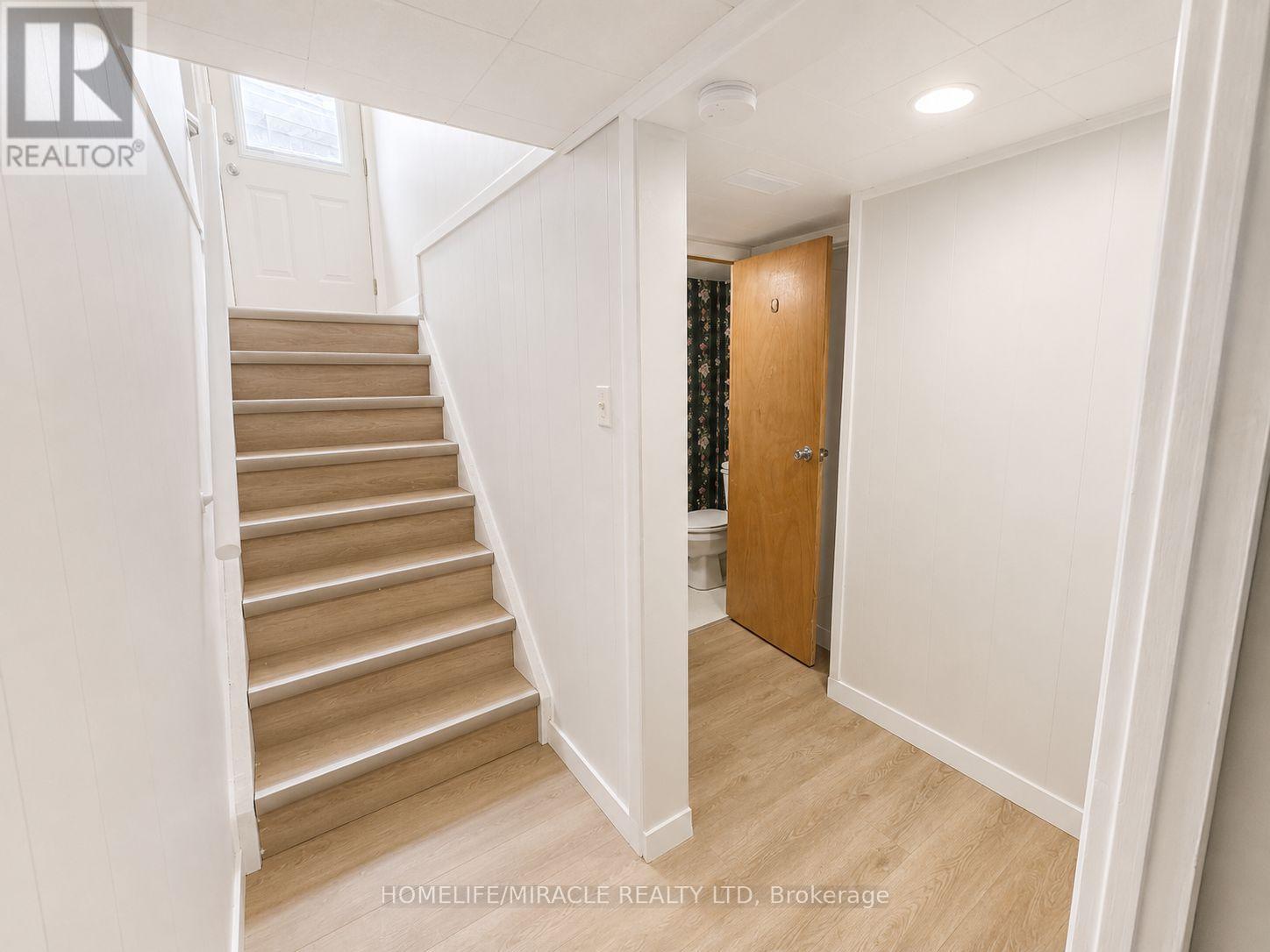 42 Mark Street Property Photo 13