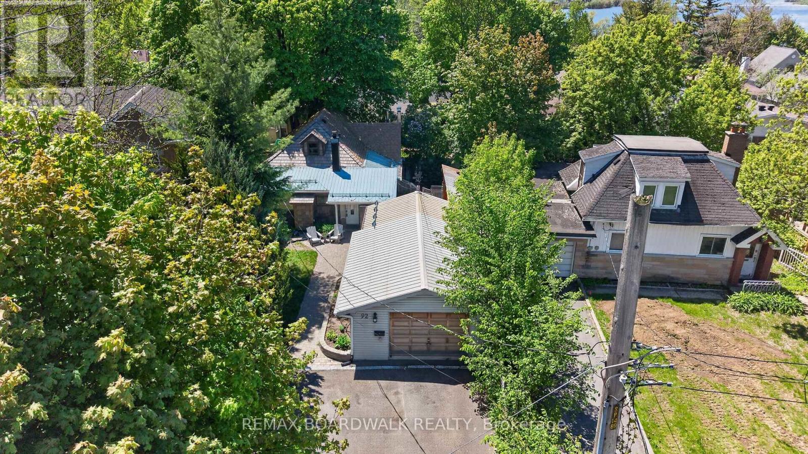 92 Orvigale Road Property Photo 3