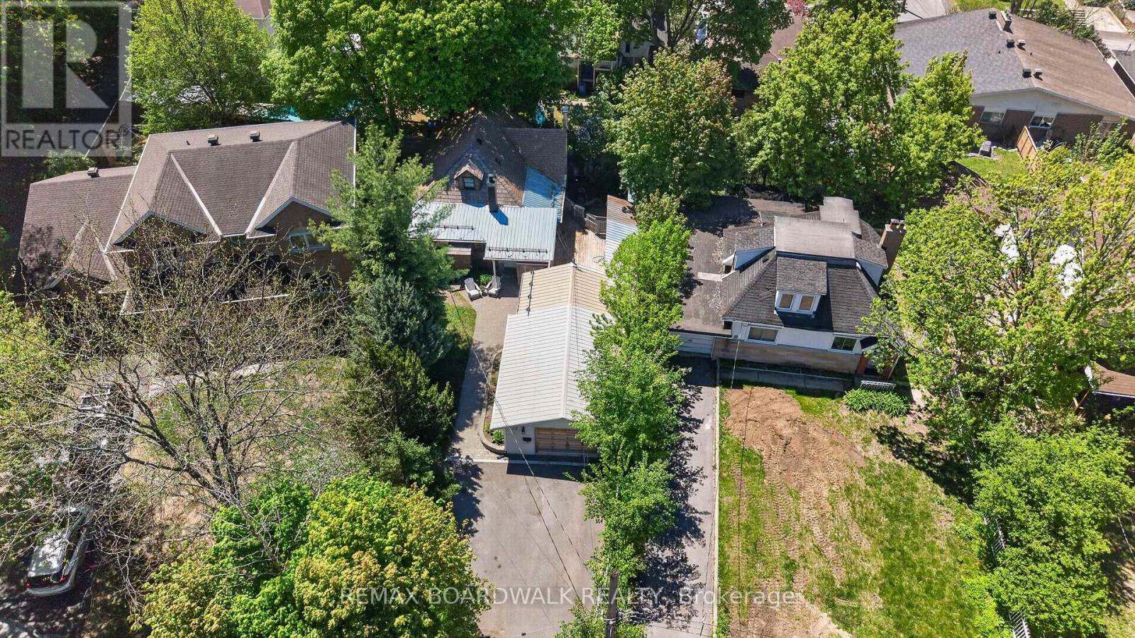 92 Orvigale Road Property Photo 4