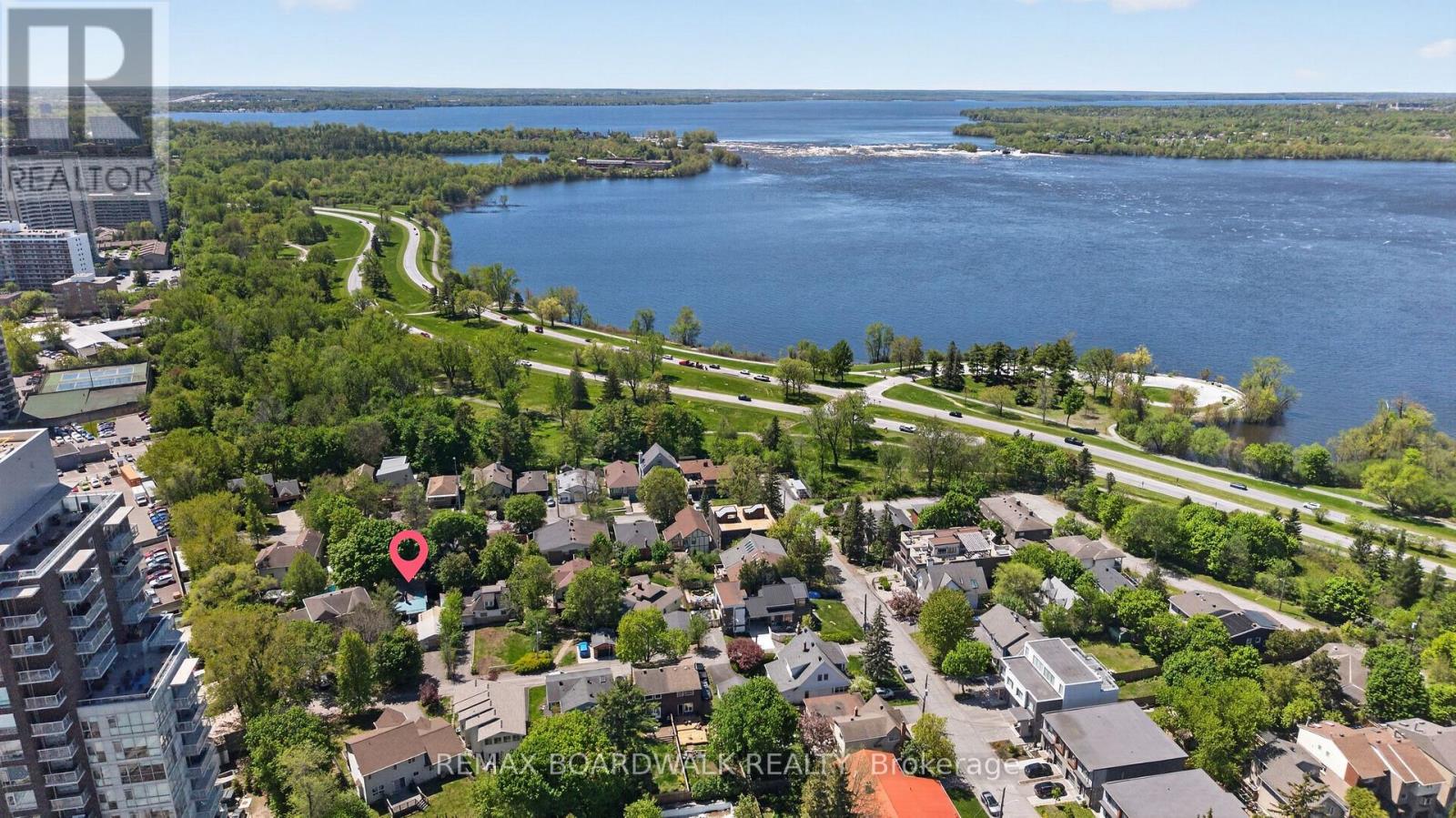 92 Orvigale Road Property Photo 6