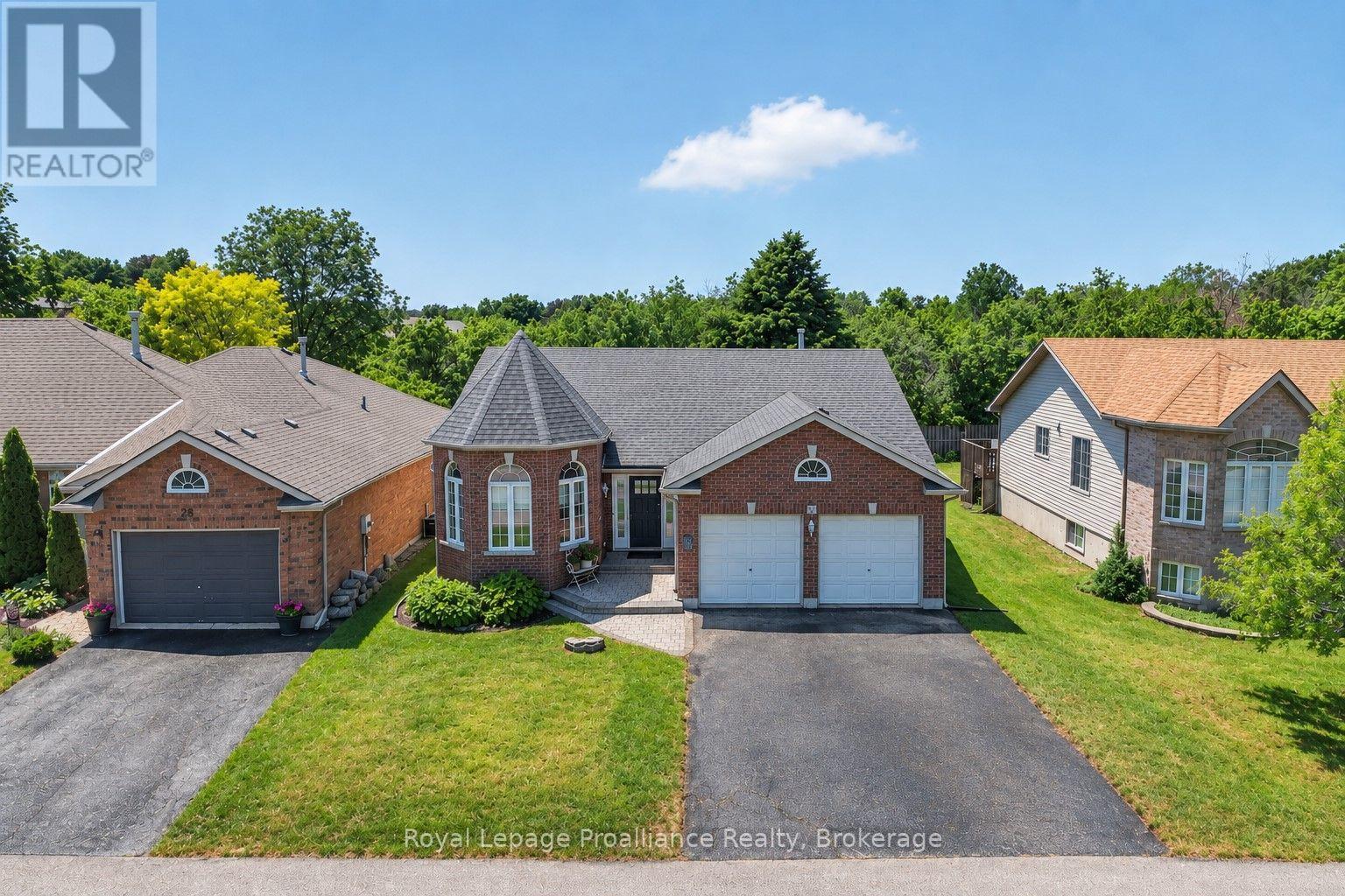 30 HEARTWOOD DRIVE Property Photo 1