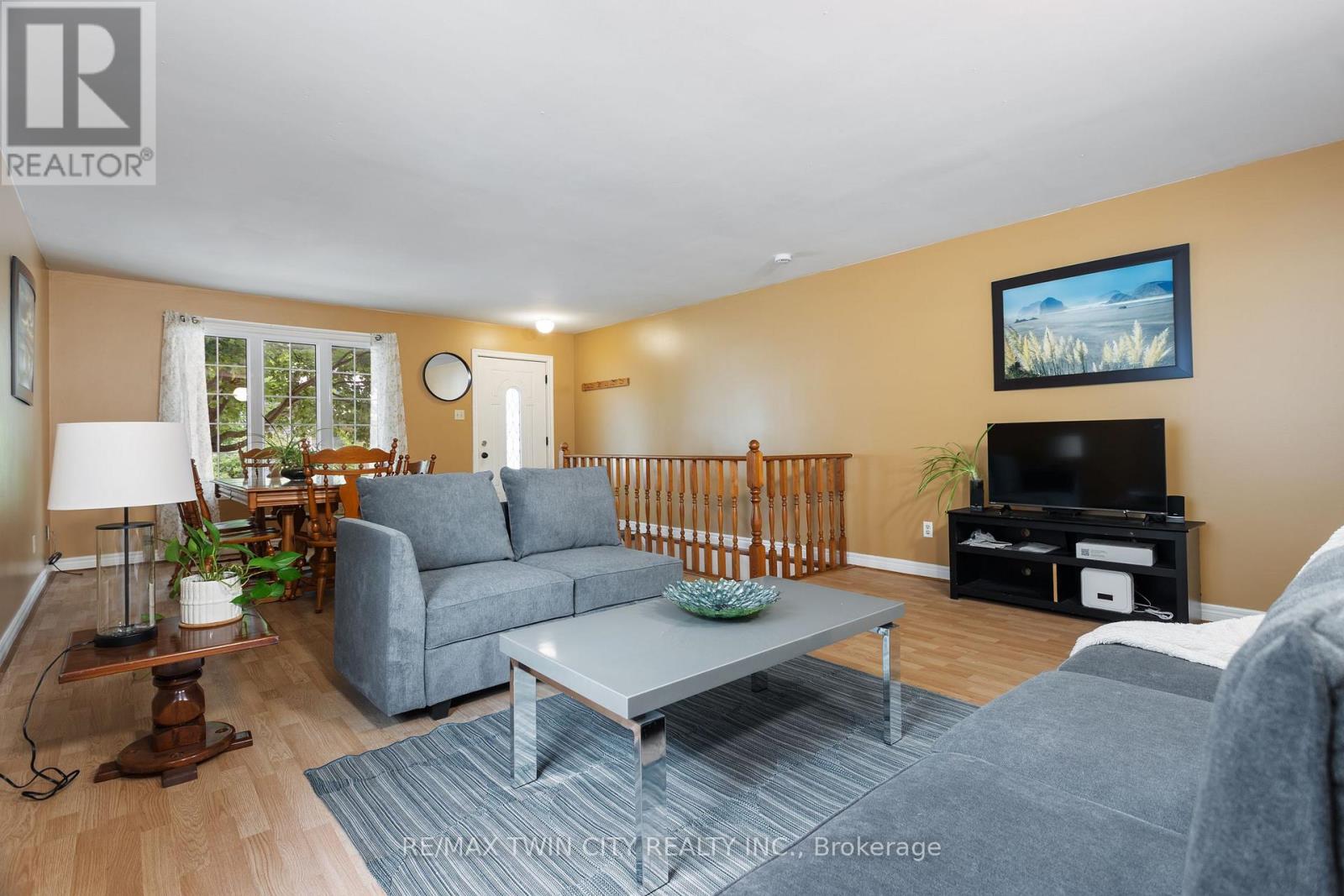 25 Saunby Street Property Photo 10