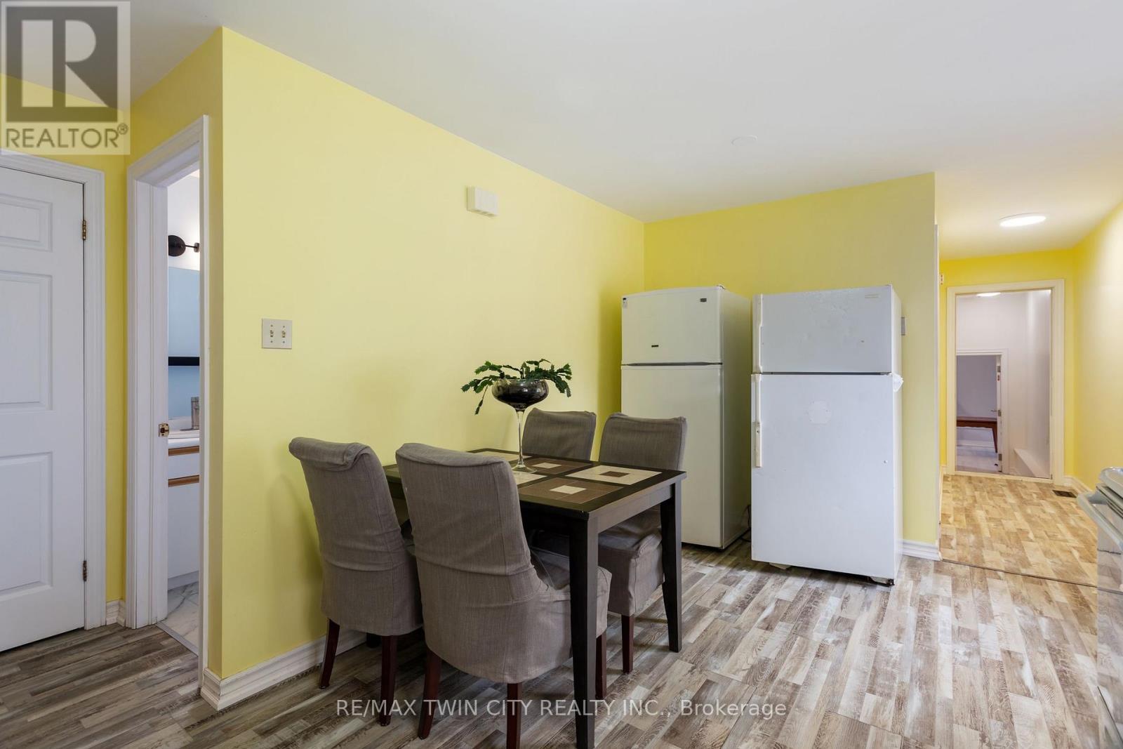 25 Saunby Street Property Photo 16