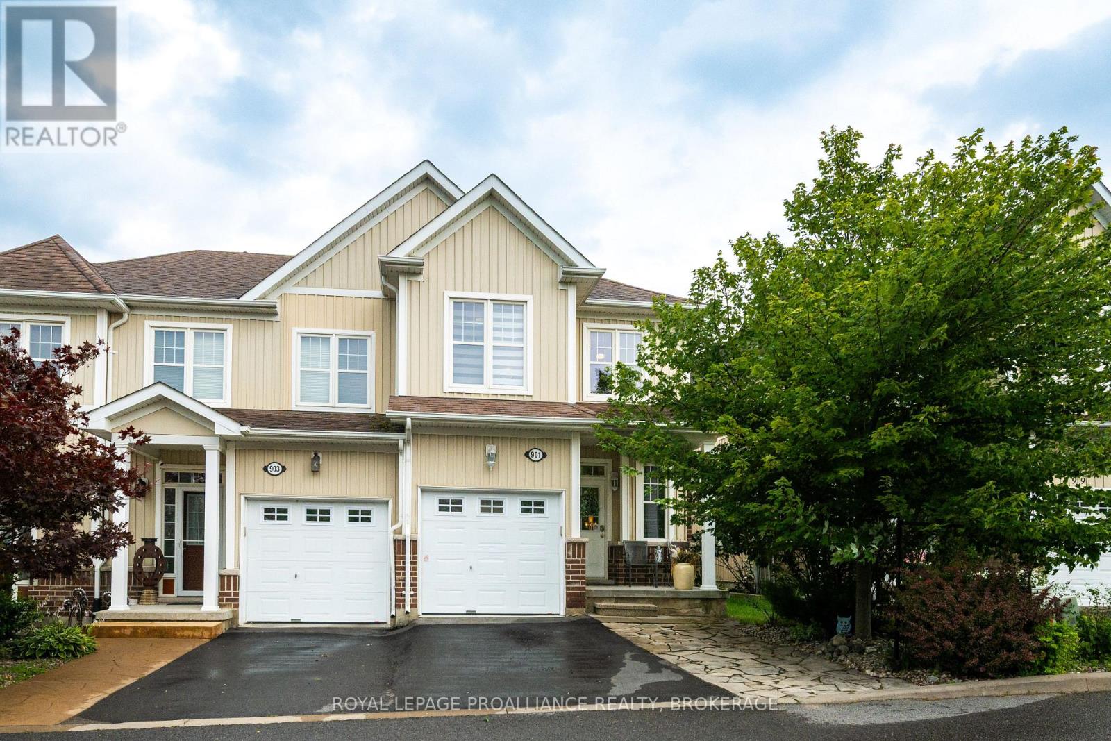901 Ascot Lane Photo de la propriété 1