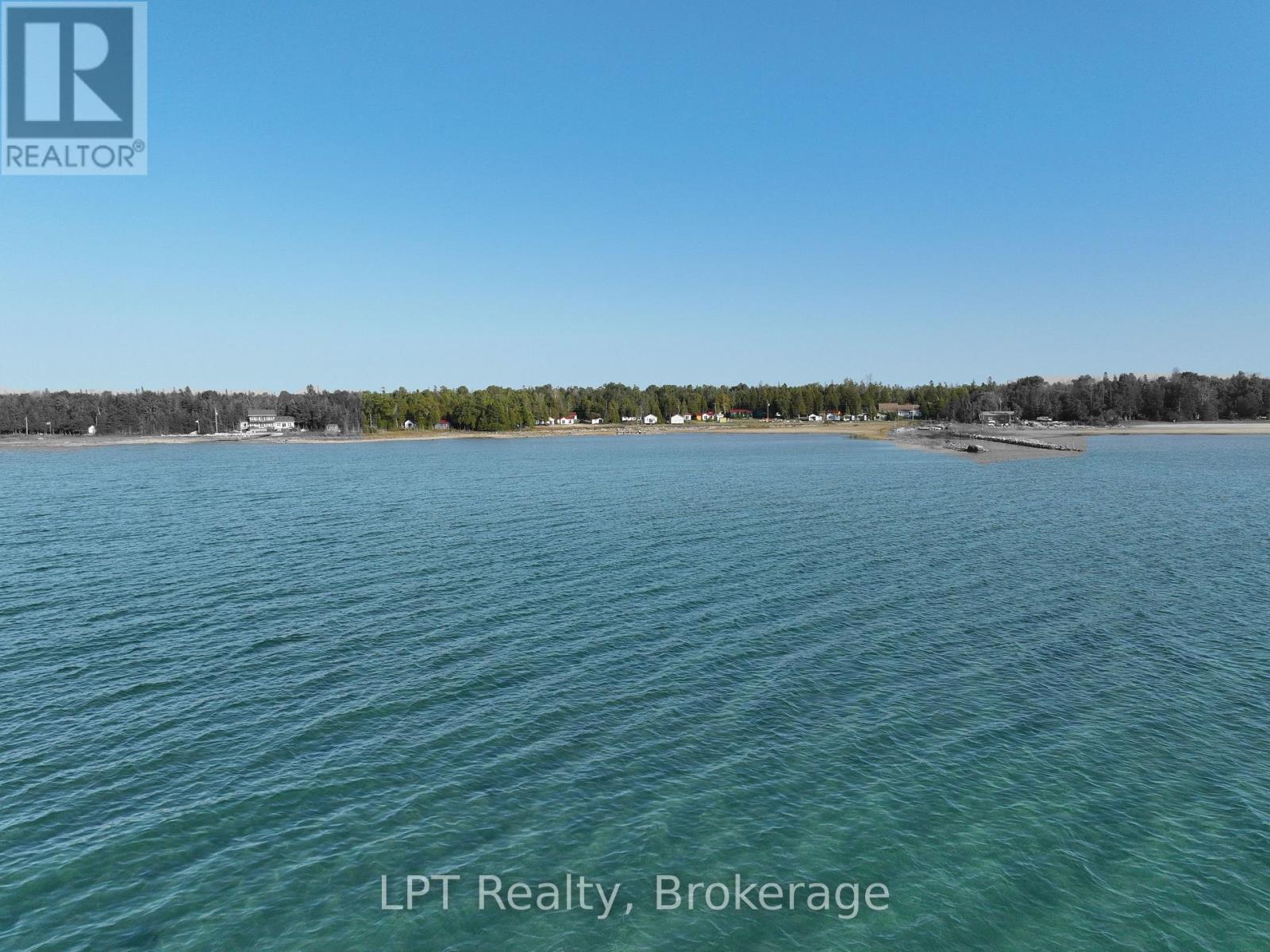 118 Resort Road Property Photo 2