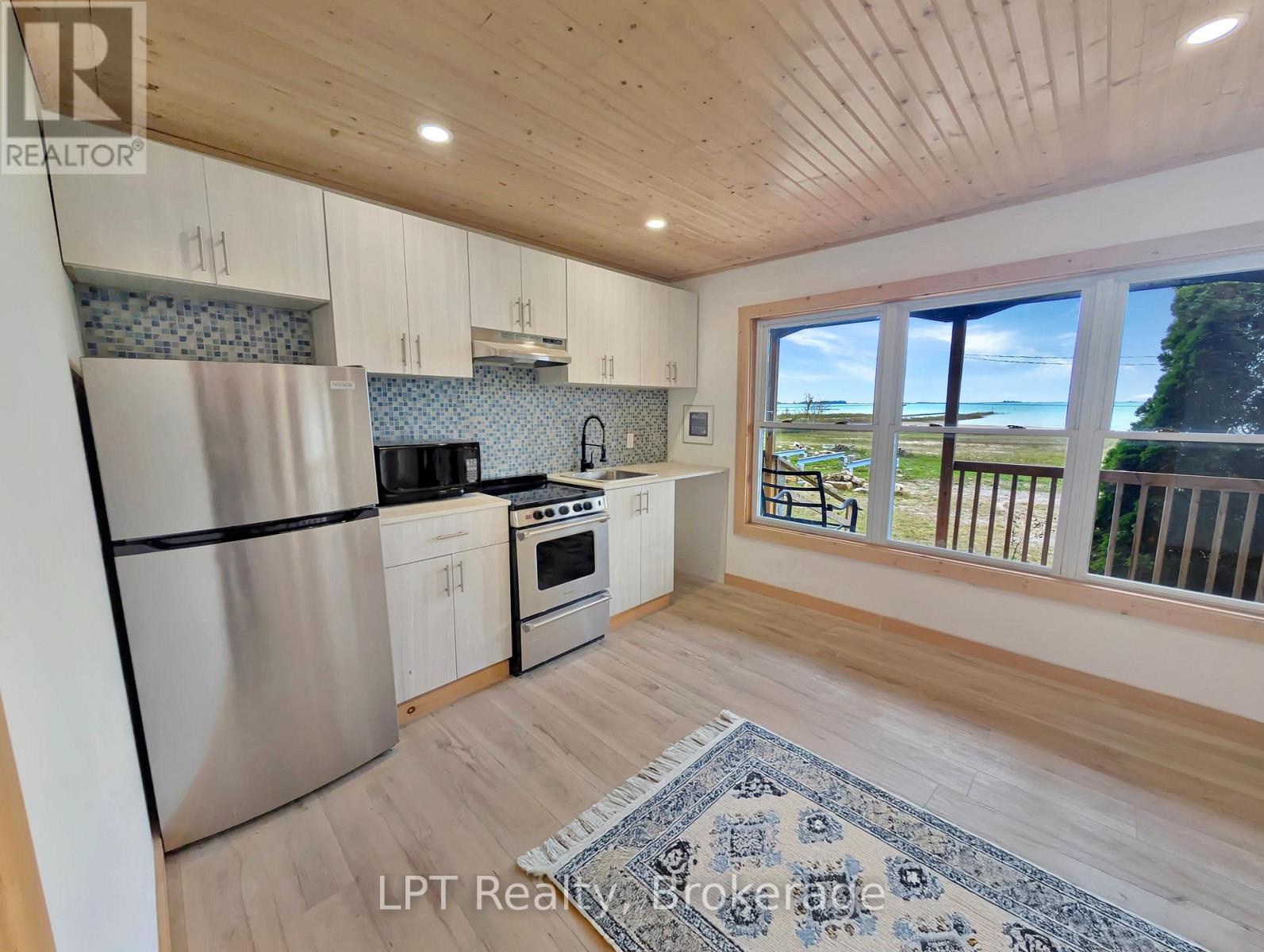 118 Resort Road Property Photo 16