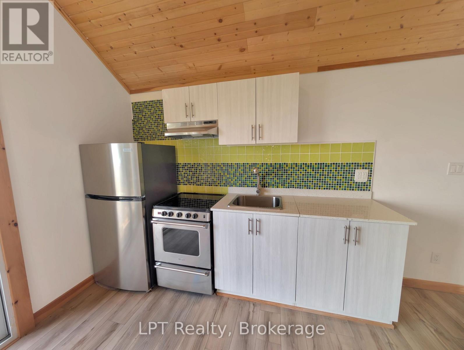 118 Resort Road Property Photo 26