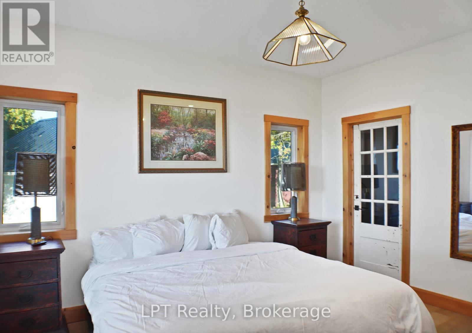 315 Shoreline Avenue Property Photo 19