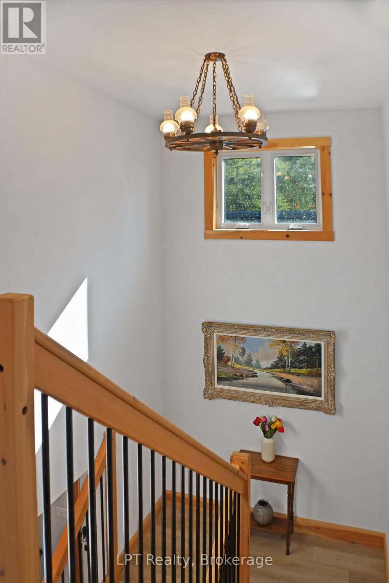315 Shoreline Avenue Property Photo 26