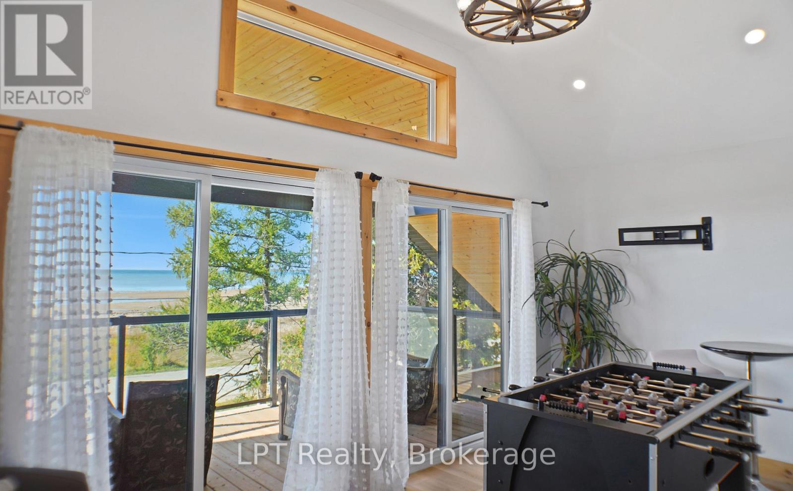 315 Shoreline Avenue Property Photo 34