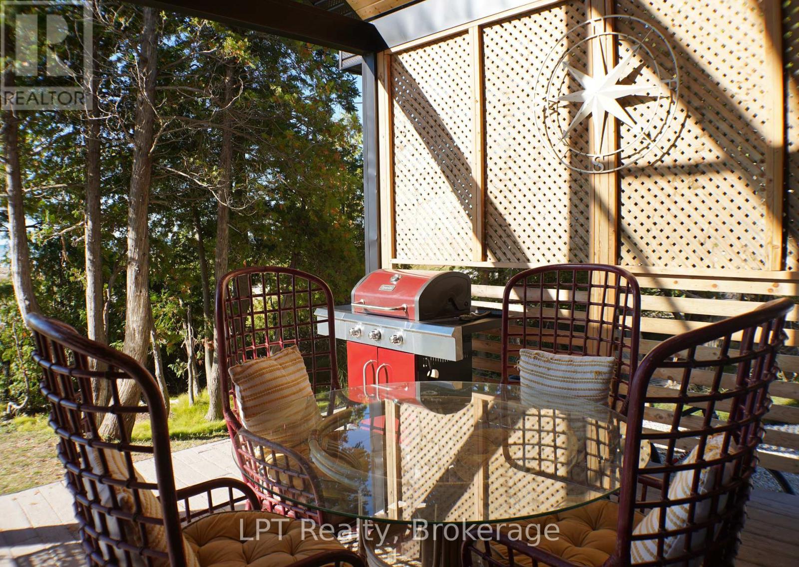 315 Shoreline Avenue Property Photo 38