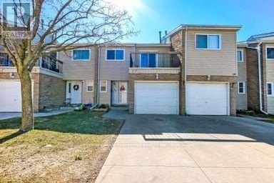17 - 711 Osgoode Drive Property Photo 1