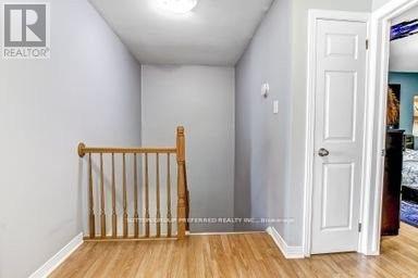 17 - 711 Osgoode Drive Property Photo 10