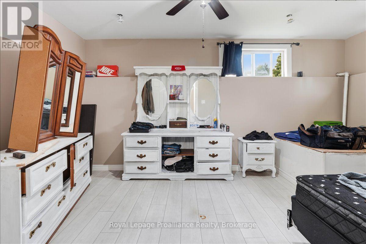 16 Graham Street Property Photo 7