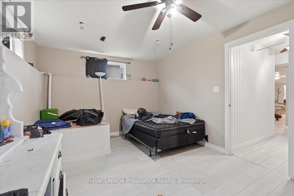 16 Graham Street Property Photo 8