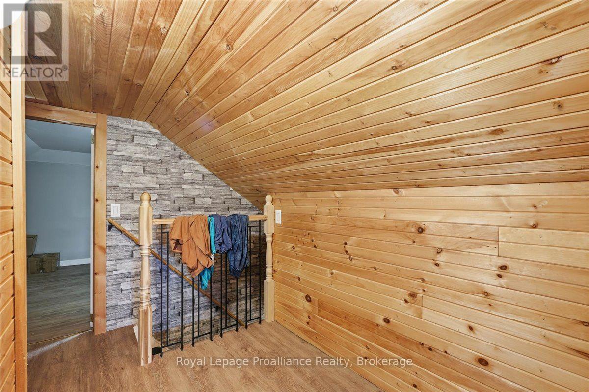 16 Graham Street Property Photo 24