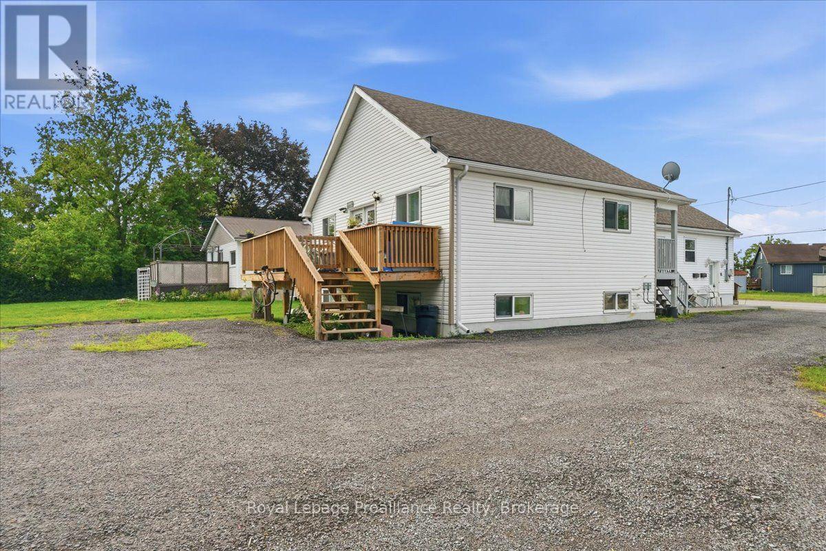 16 Graham Street Property Photo 27