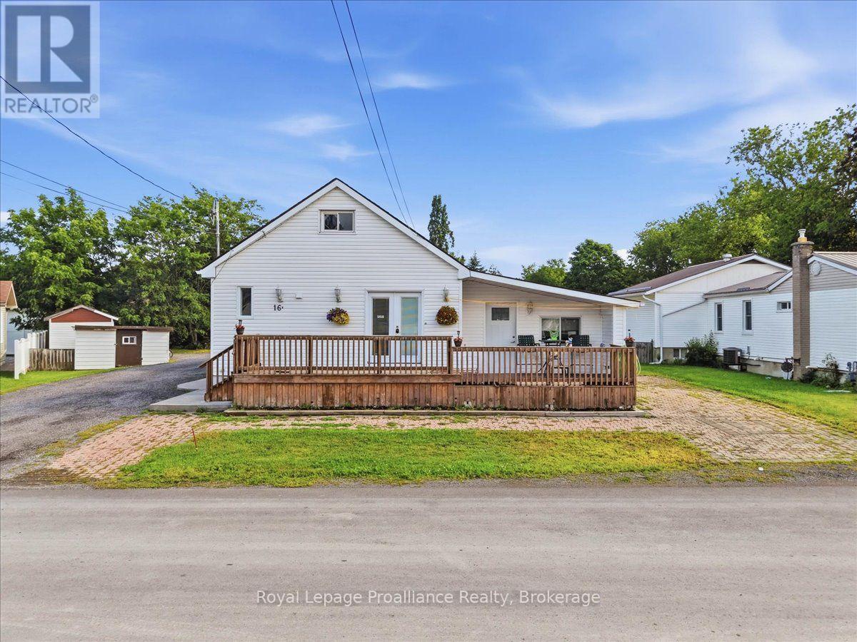 16 Graham Street Property Photo 34