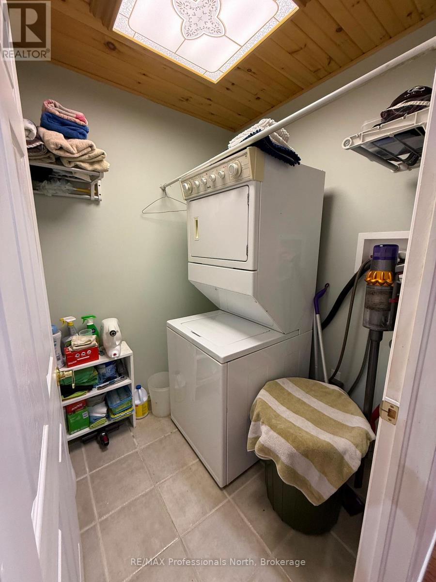 1023 Chester Crescent Property Photo 36