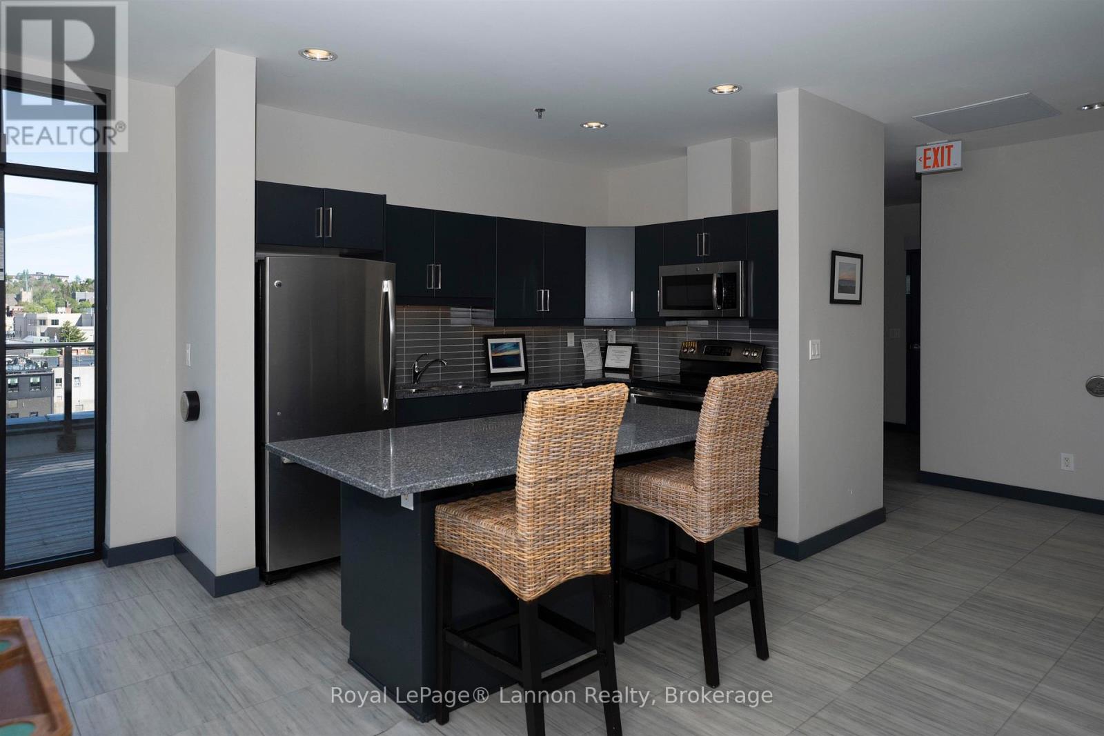 2403 - 2260 Sleeping Giant Parkway Property Photo 36