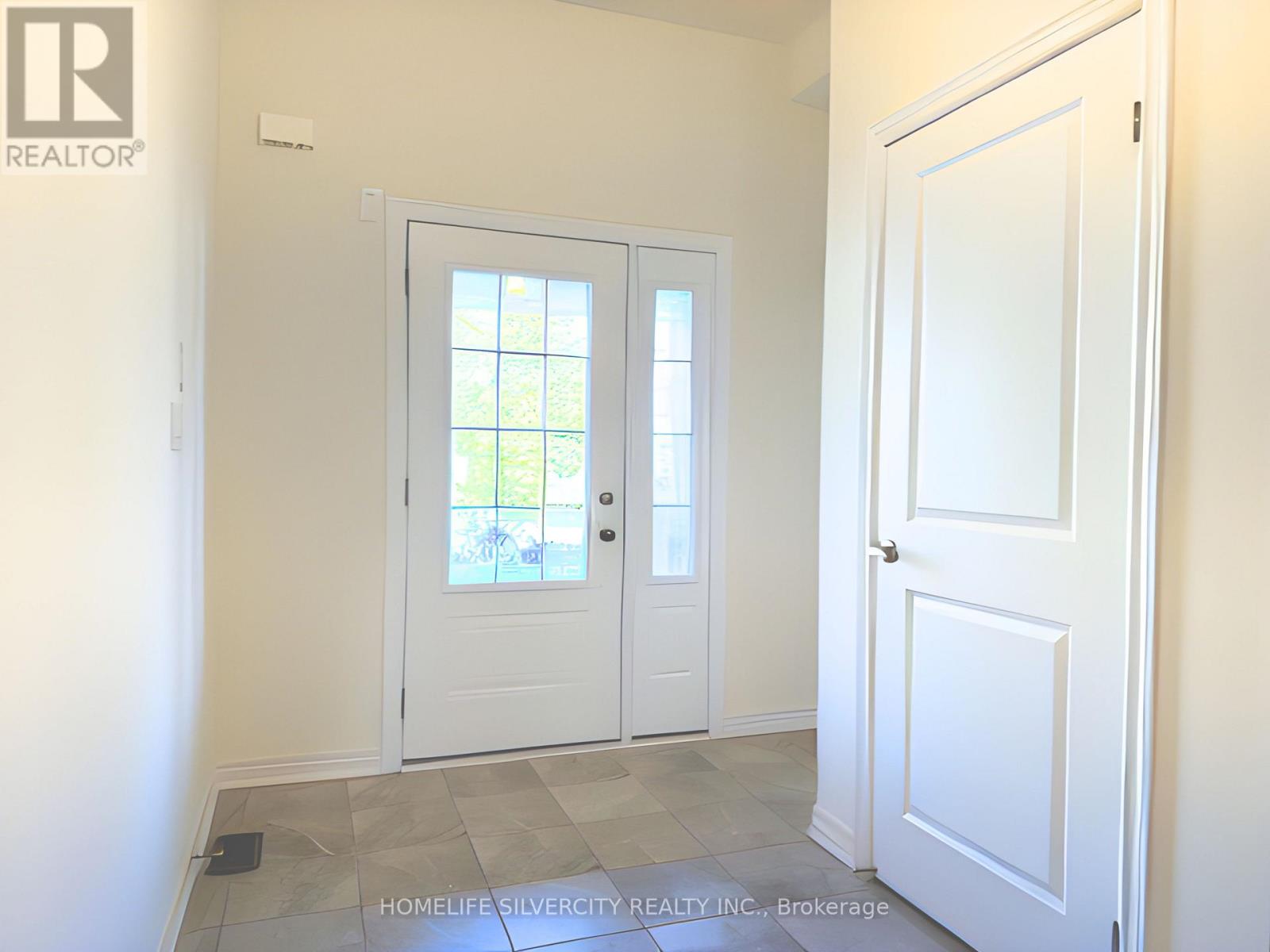 35 Sparkle Drive Property Photo 3