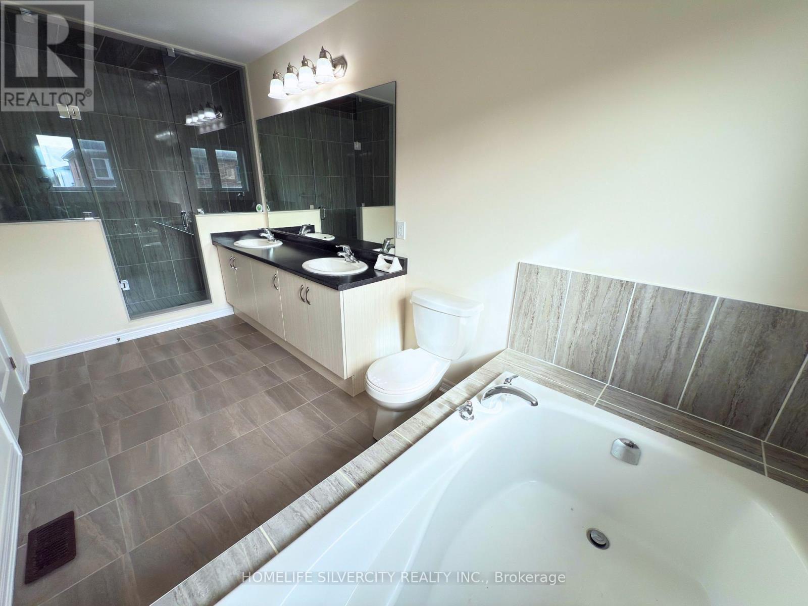 35 Sparkle Drive Property Photo 15