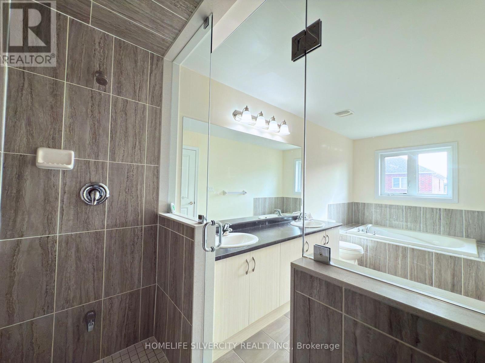 35 Sparkle Drive Property Photo 16