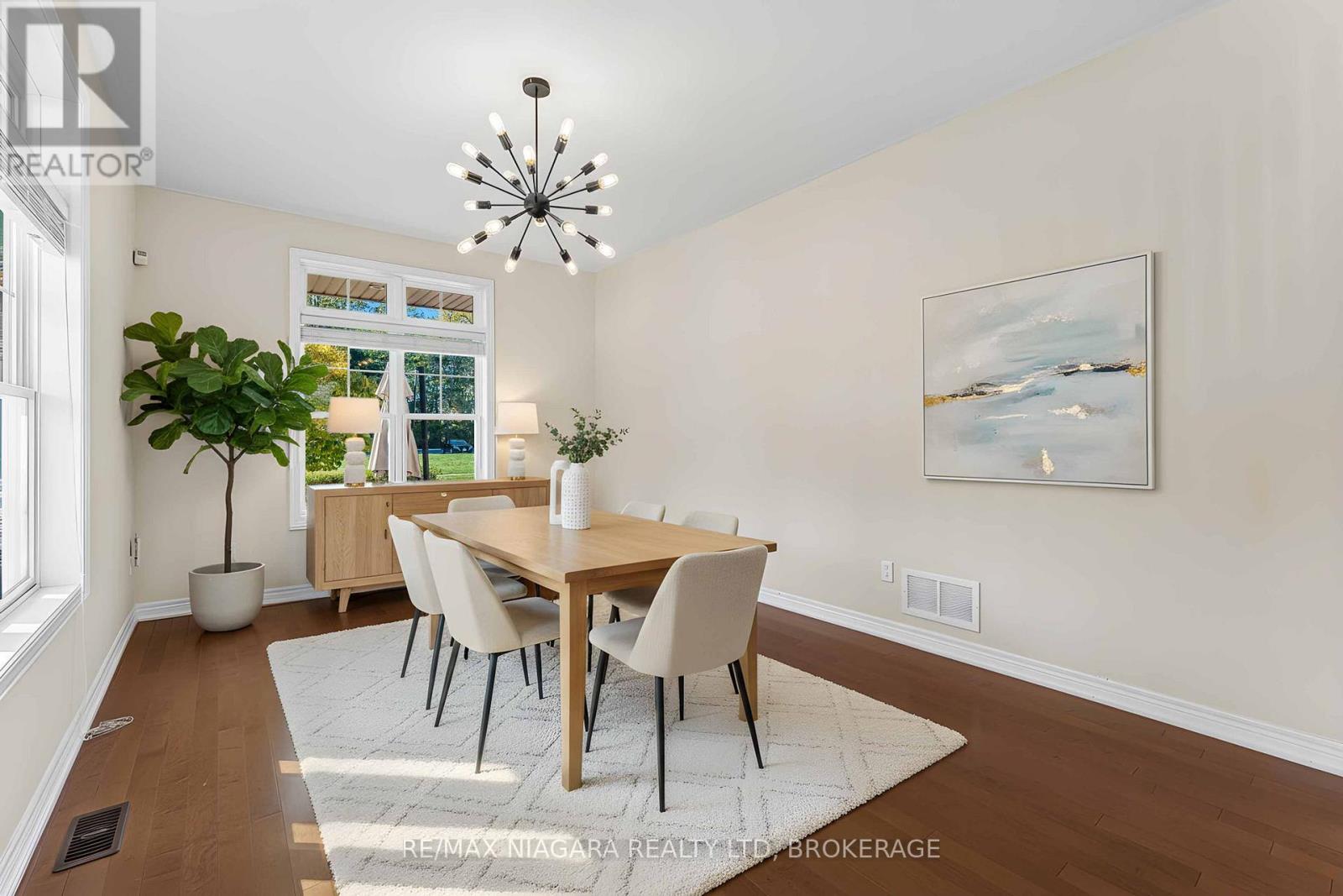 750 Lakeshore Road Property Photo 7