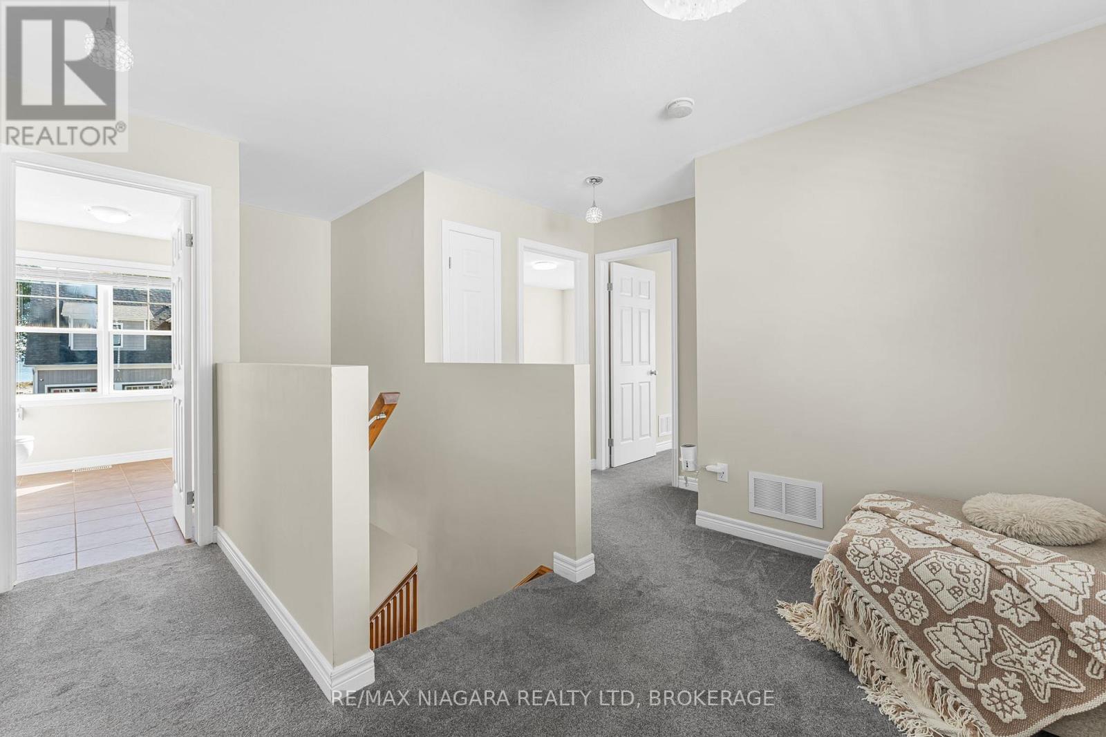 750 Lakeshore Road Property Photo 15