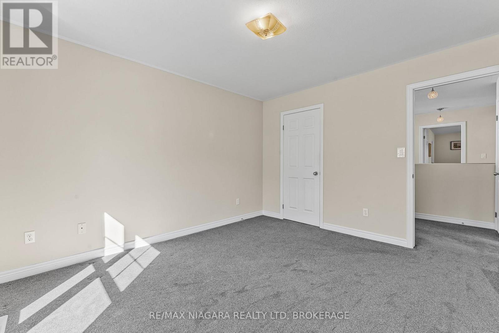 750 Lakeshore Road Property Photo 20