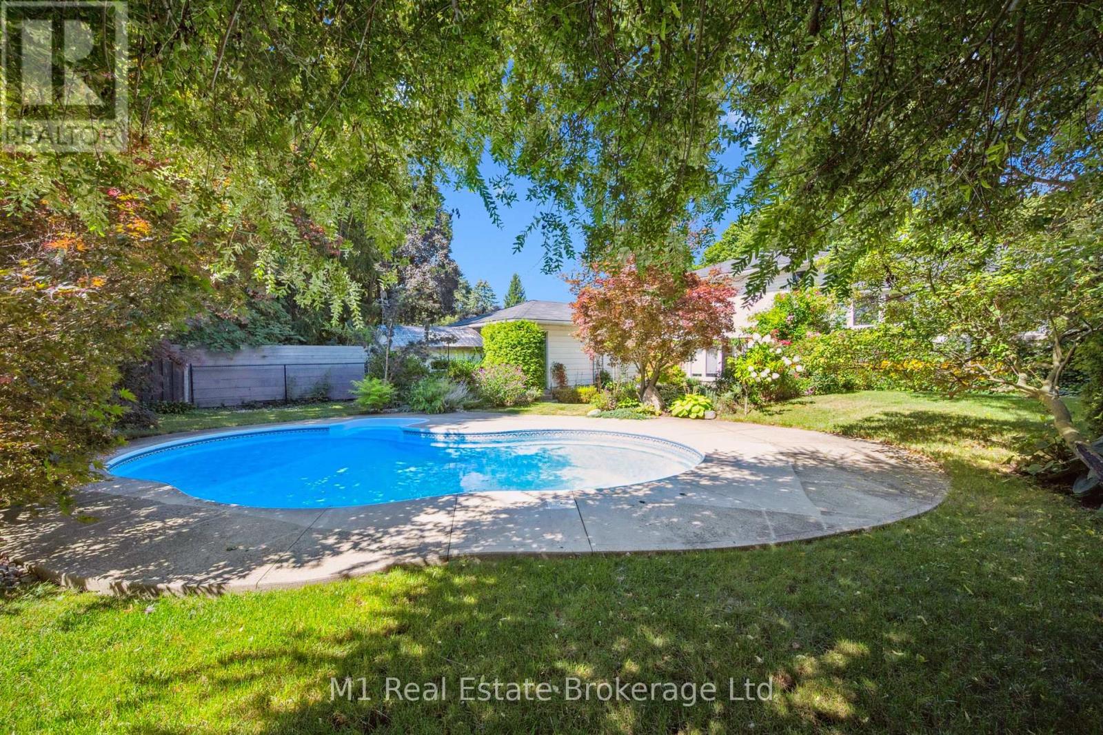 21 GLADSTONE AVENUE Property Photo 1